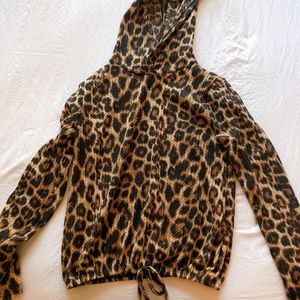 Cheetah/Leopard Lightweight Cropped Sweatshirt